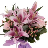 Buchet de 3, Crini, Roz, 5, Trandafiri, Roz, 6, Hypericum, Roz, Verdeață 3